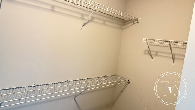 Building Photo - SPRING MOVE-IN SPECIAL and RATE DROP ALERT...