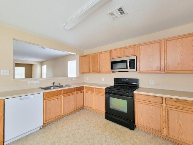 Building Photo - 8106 Arrington Forest Ln