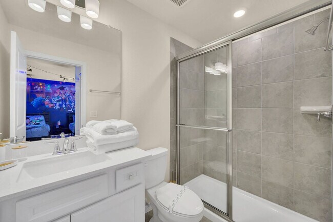 Building Photo - 16388 St Kitts Cir