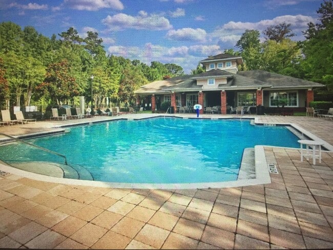 Building Photo - 3591 Lone Tree Ln