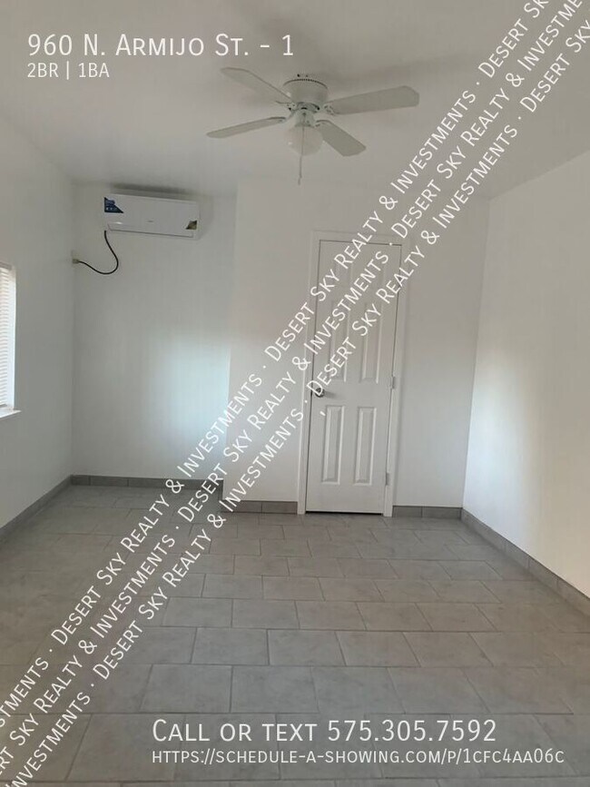 Building Photo - 960 N Armijo St
