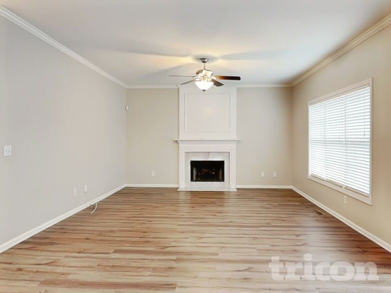 Building Photo - 310 Victory Commons Overlook