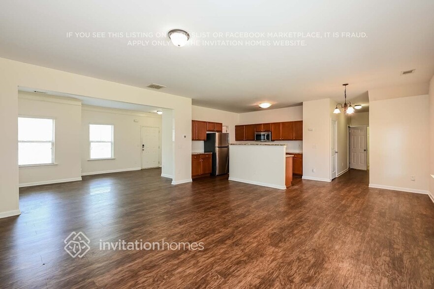 Building Photo - 4032 Oak Field Dr
