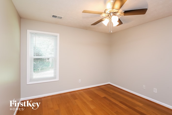 Building Photo - 2975 Emerald Springs Dr