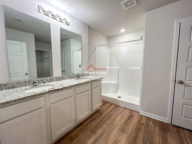 Building Photo - 6351 Burrow Ln