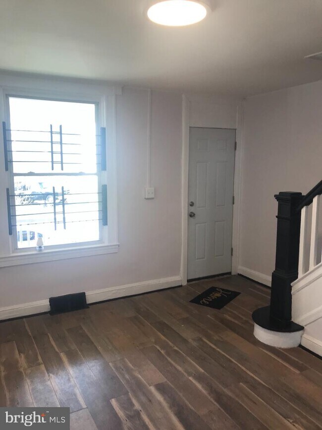 Building Photo - 1522 Plum St