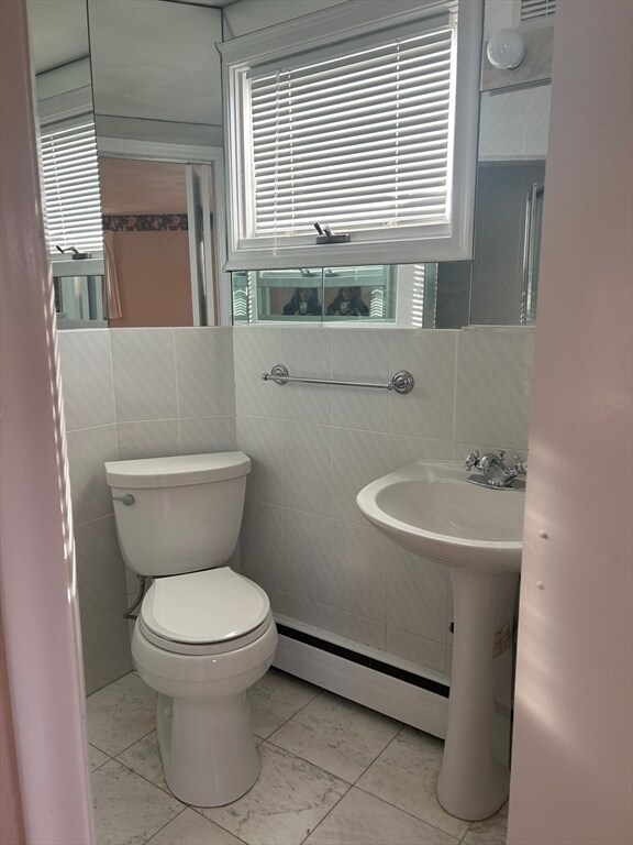 Building Photo - 990 Humphrey St