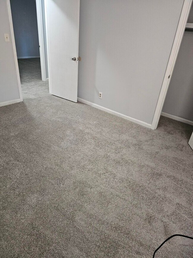 Building Photo - *Home For The Holidays Move In Special* 4 Bedroom Home w/Basement In Ellenwood!!