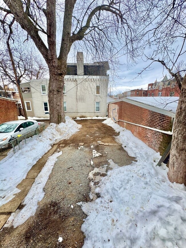 Building Photo - 1103 Linden St