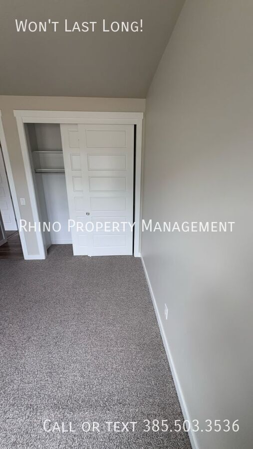 Building Photo - 927 Wahlen Way
