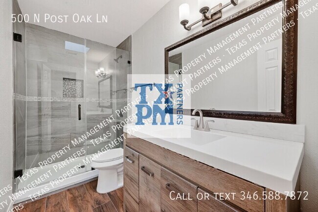 Building Photo - 500 N Post Oak Ln