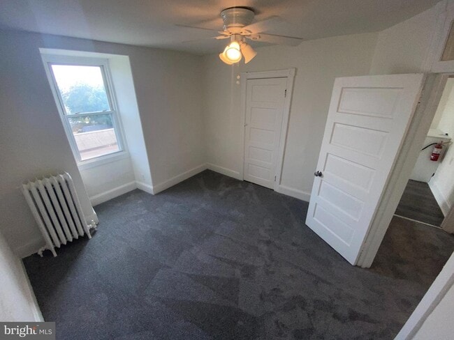Building Photo - 127 Saude Ave