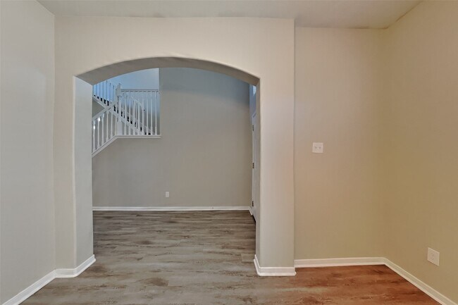 Building Photo - 17903 Timber Crossing Ln