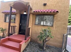 Front entrance - 1620 N Ave 45