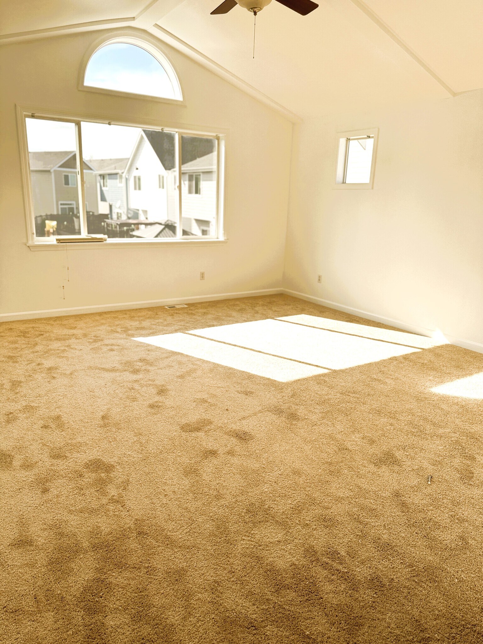 Master bedroom - 18314 115th Ave E