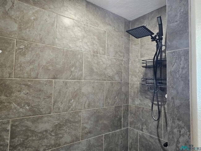 Building Photo - 2107 Mockingbird Ln