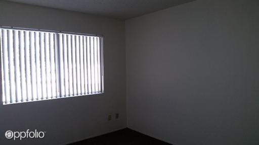 Building Photo - 420 S Real Rd