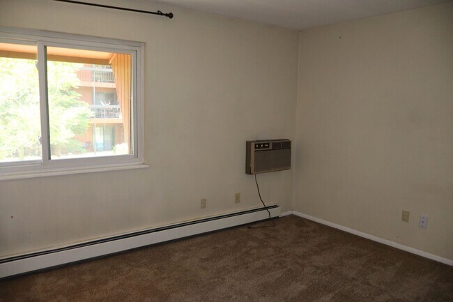 Building Photo - 3BR Fort Collins Gem – Where Comfort Meets...