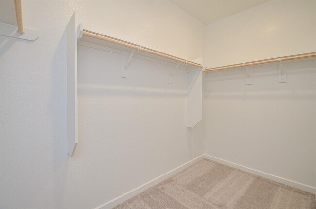 Building Photo - 9730 Burlington Bristol Dr