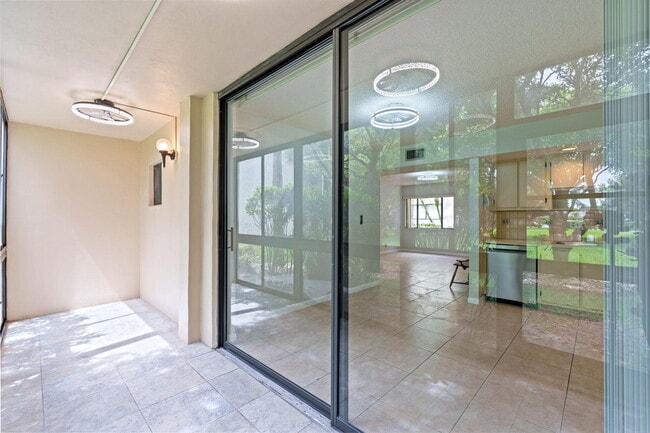 Building Photo - 5310 Las Verdes Cir