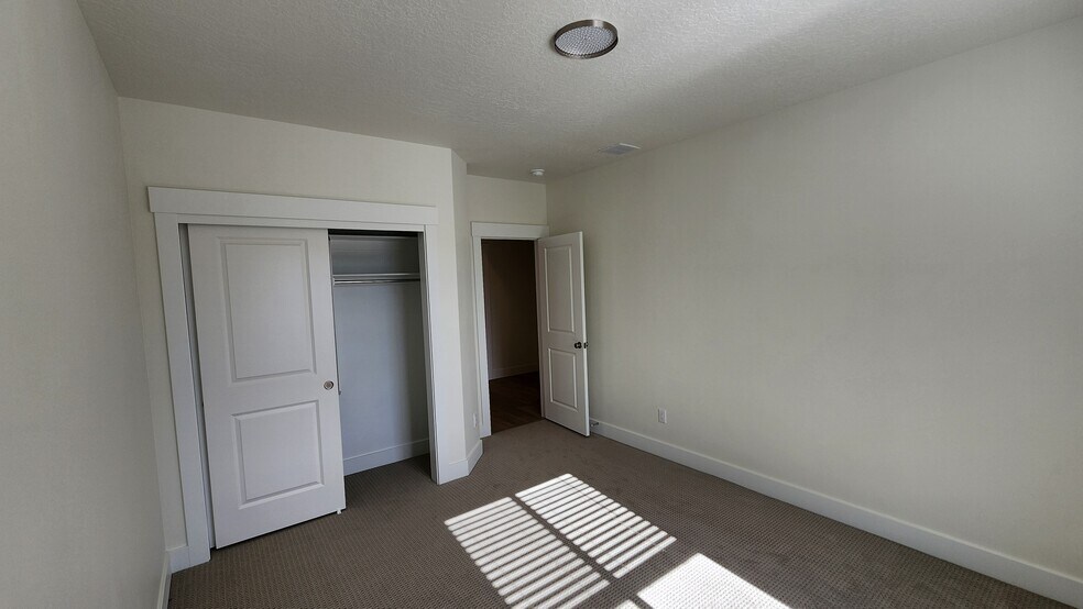 Bedroom #2 - 1467 N Orchard Ridge Ln