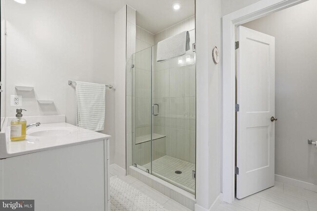 Building Photo - 44617 Wolfhound Sq