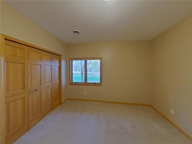 Building Photo - 1202 Adrian Dr