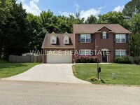 Building Photo - FARRAGUT: TWO STORY 3 BEDROOM, 2.5 BATH HO...