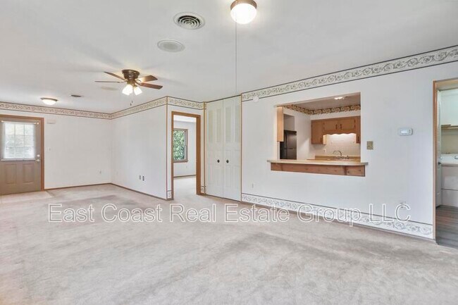 Building Photo - 226 B Wakefield Rd