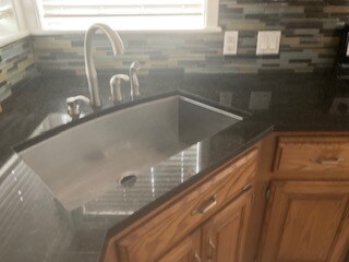 Building Photo - 204 Arroyo Dr