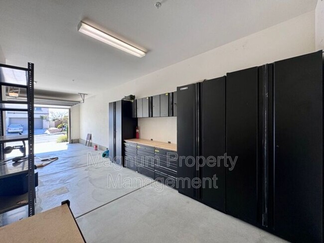 Building Photo - 34913 Limecrest Pl
