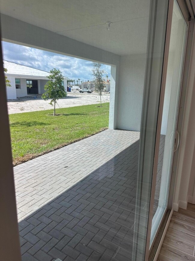 Building Photo - 12167 SW Viridian Blvd