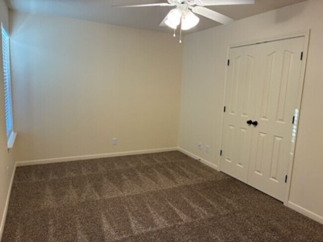 Building Photo - 2207 Bachelor Button Blvd