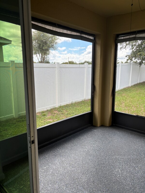 Building Photo - 136 Tray Cir
