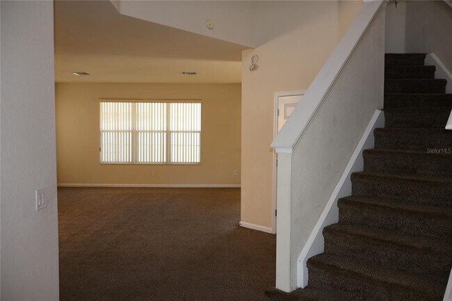 Building Photo - 4013 SW 51st Ct