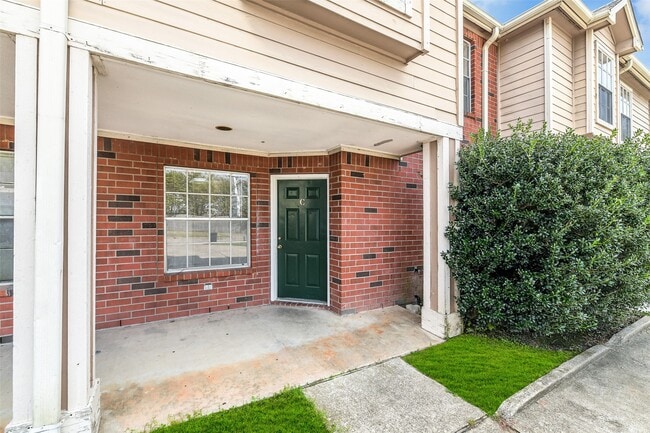 Building Photo - 10007 Emerald Creek Dr