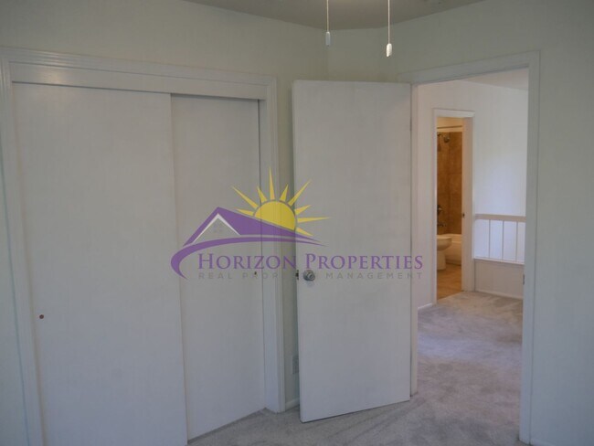 Building Photo - 1646 Hedland Pl