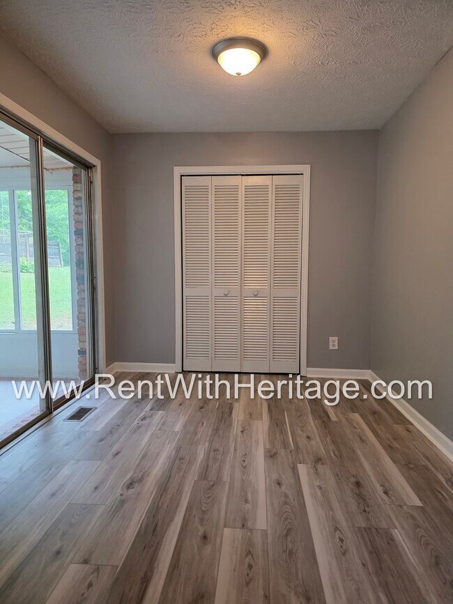 Building Photo - Gorgeous 4 Sided Brick Home/ Upgrades Galore/ Full Unfinished Basement