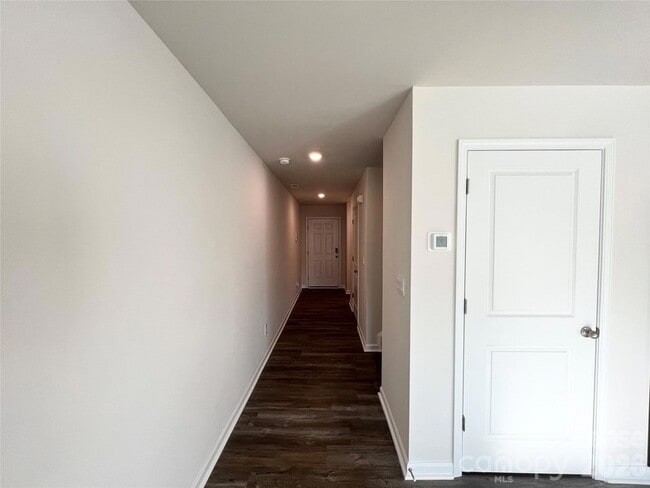 Building Photo - 5915 Faron Wy