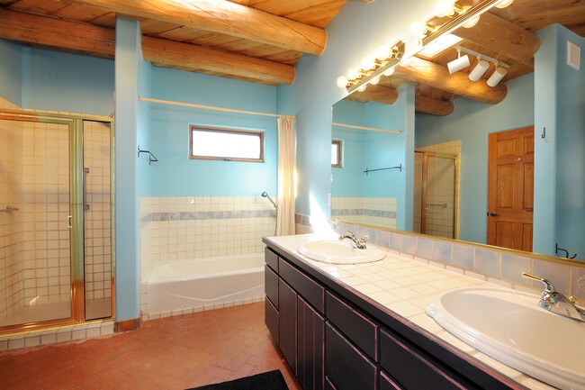 Building Photo - Eldorado Beauty