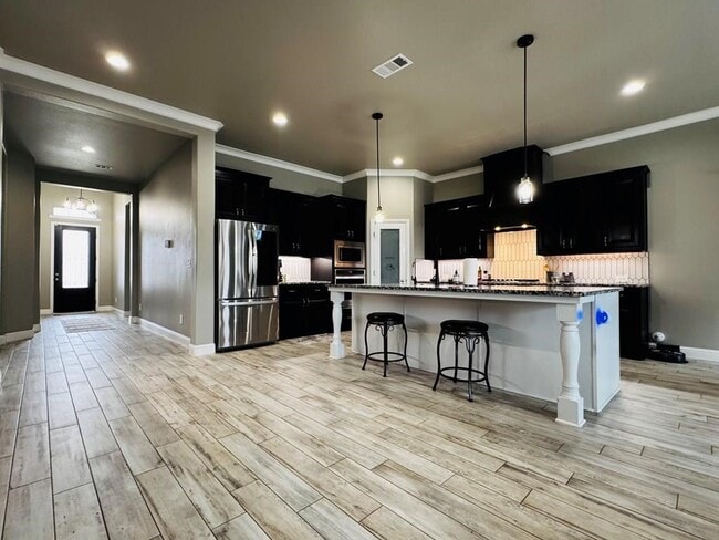 Building Photo - 8632 Alnwick Dr