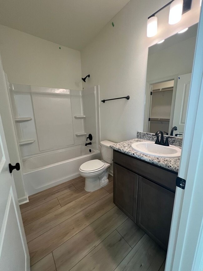 Building Photo - 3130 E Blue Heron Dr