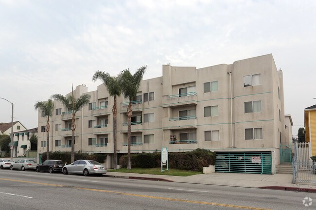 Primary Photo - Crenshaw Court Apartments