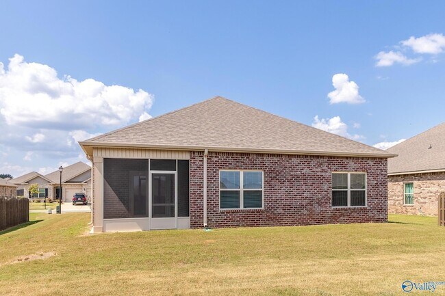 Building Photo - 290 Caudle Dr