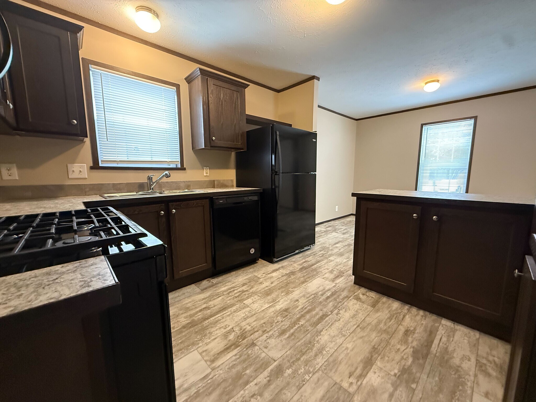 Building Photo - 11747 Cascade Cir