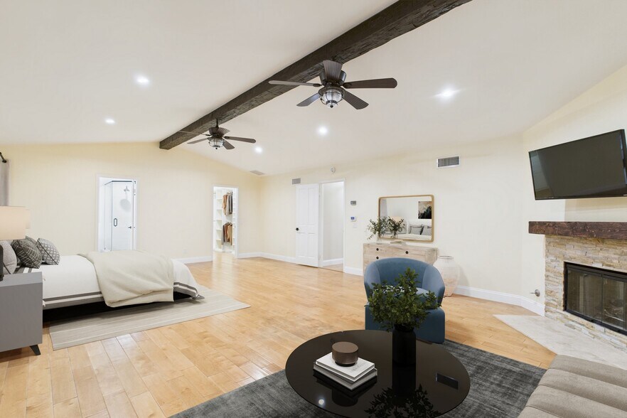 Primary Bedroom - 29650 Kimberly Dr