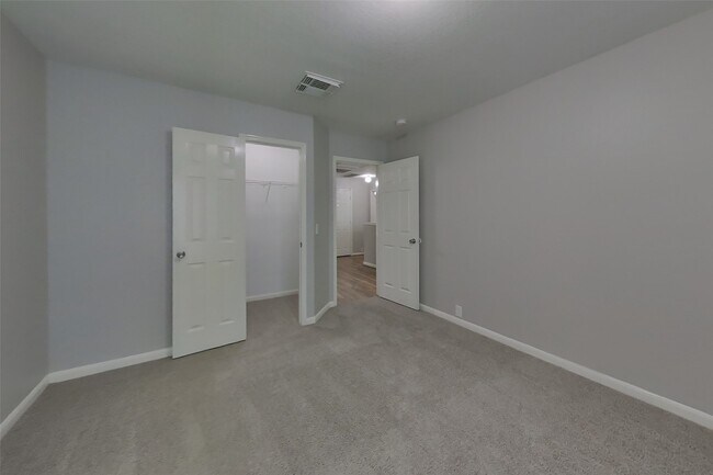 Building Photo - 2744 Woodspring Forest Dr