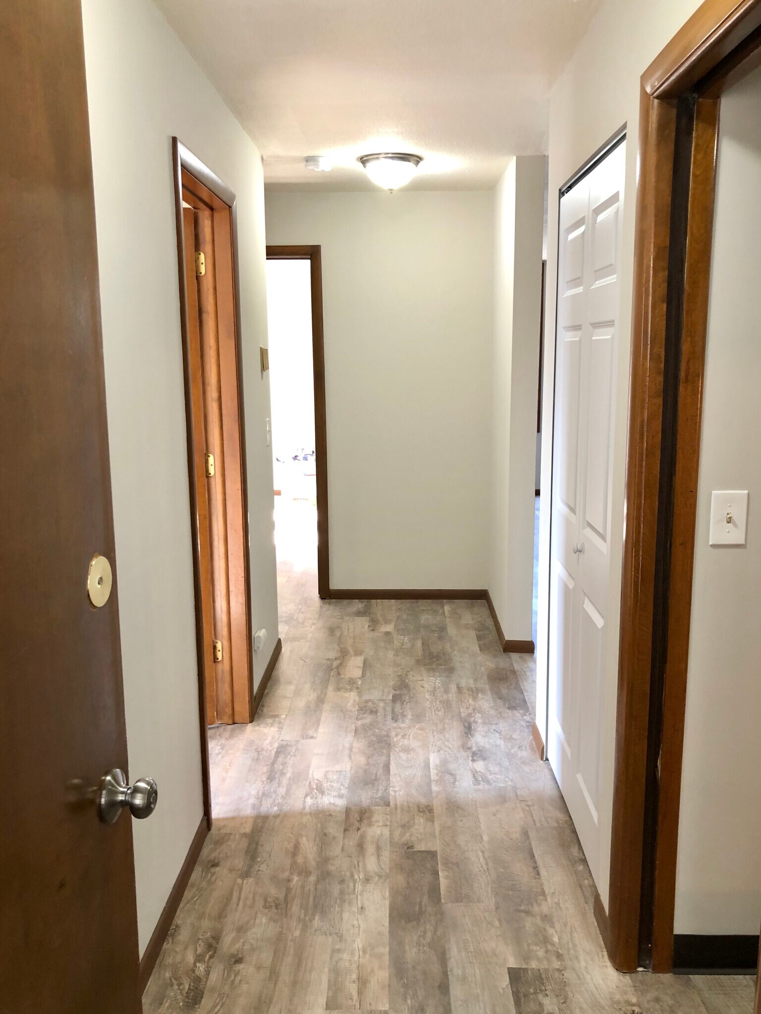 Building Photo - 4014 15th Ave S