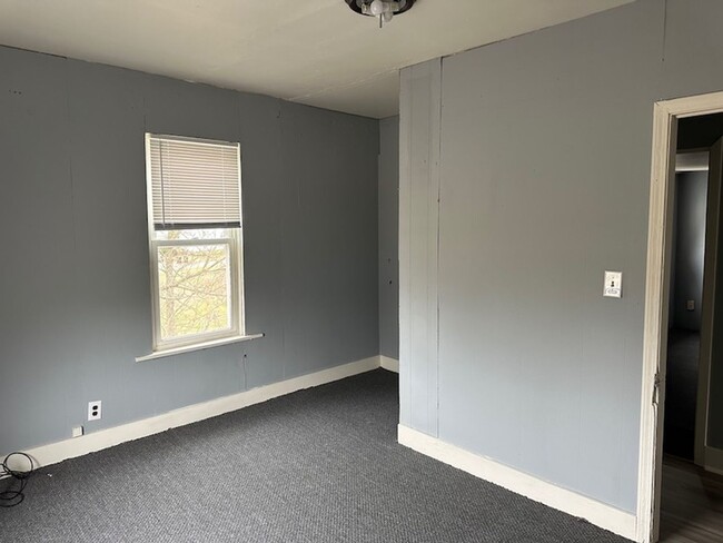 Building Photo - Coming soon- 4 bedroom house with double lot in Mansfield