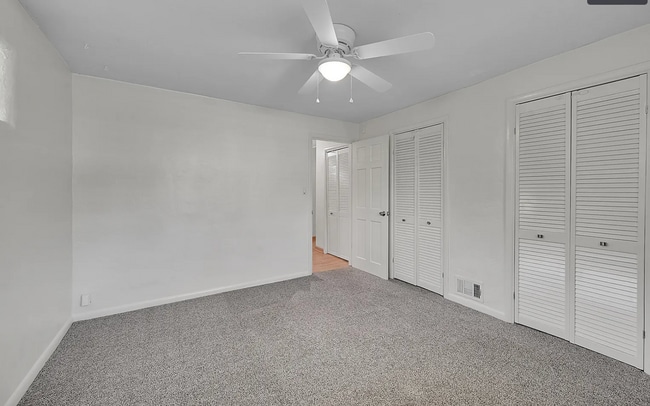 Building Photo - 4265 Brentwood St